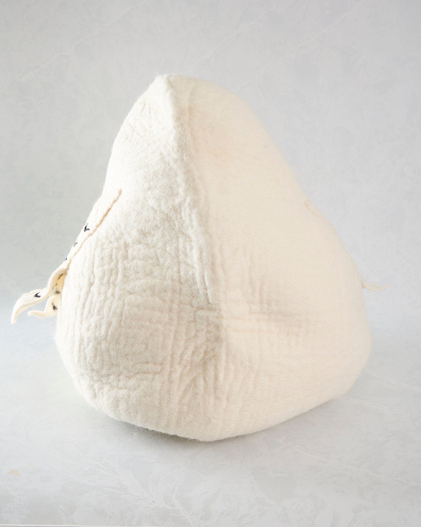 Ivory - Owl Wool Pet Cave - Karma Cat Inc.