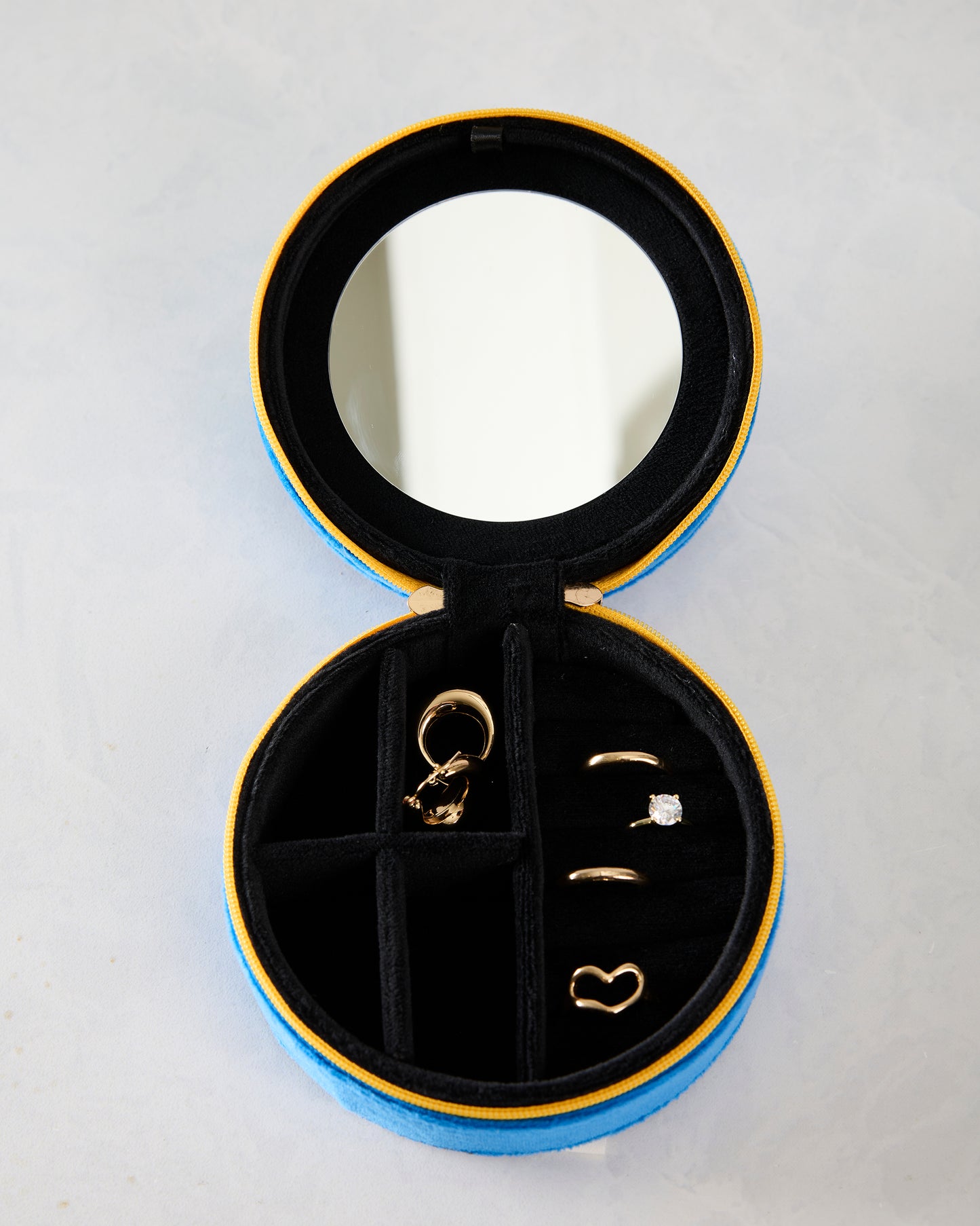 Caviar - Velvet Jewelry Zip Case - Living Royal