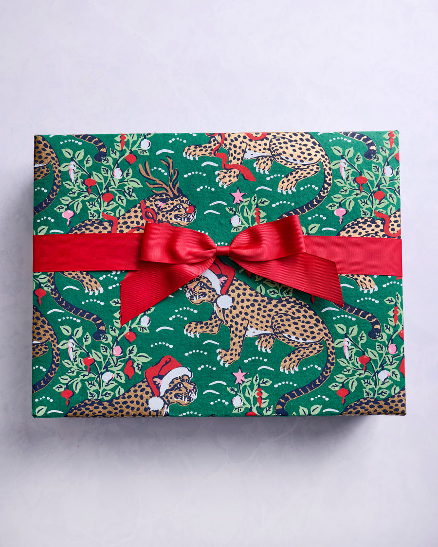 Very Merry Bagheera - Paper Gift Box - Mistletoe - Printfresh