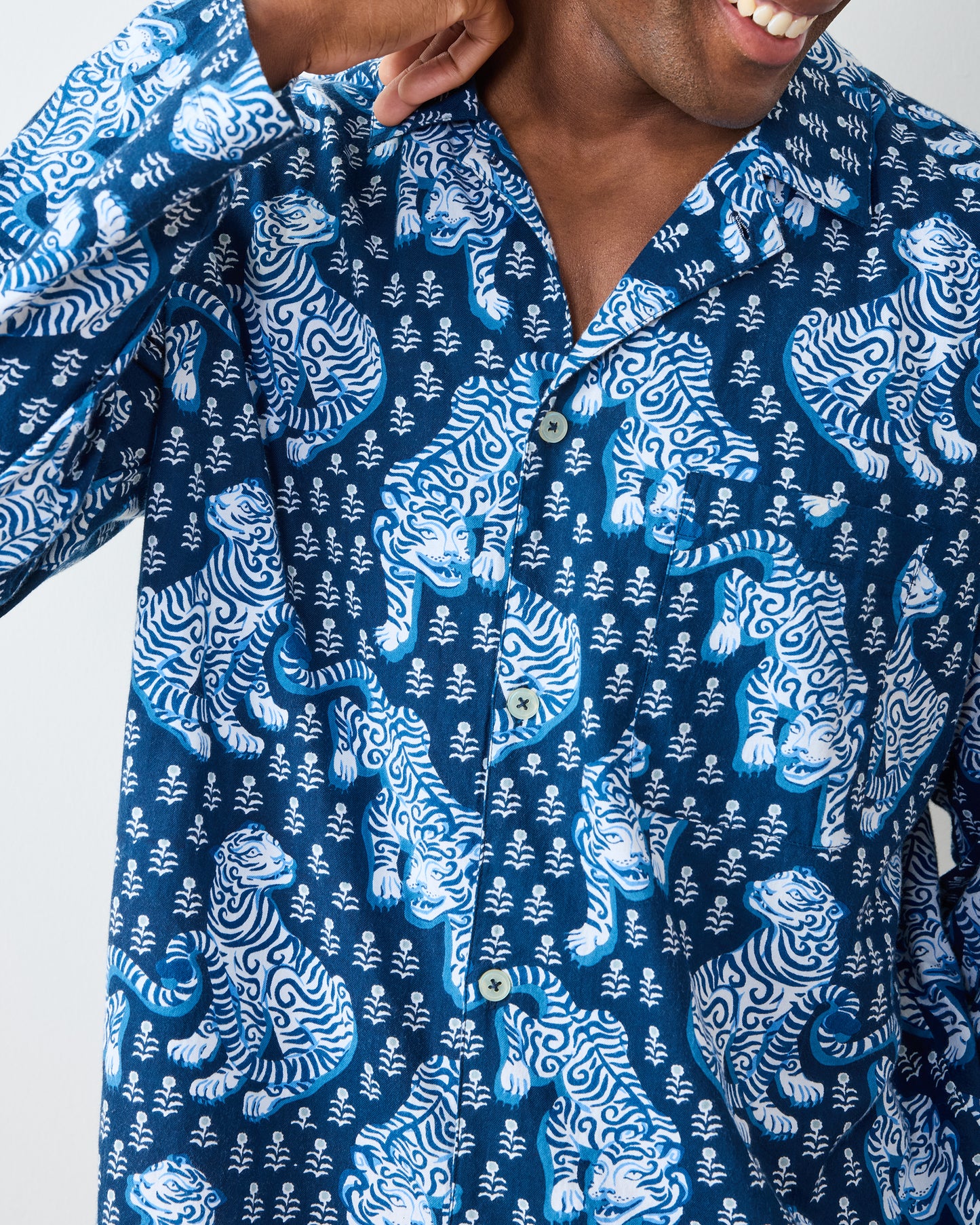 Tiger Queen - Men's Lightweight Flannel Long PJ Set - Indigo