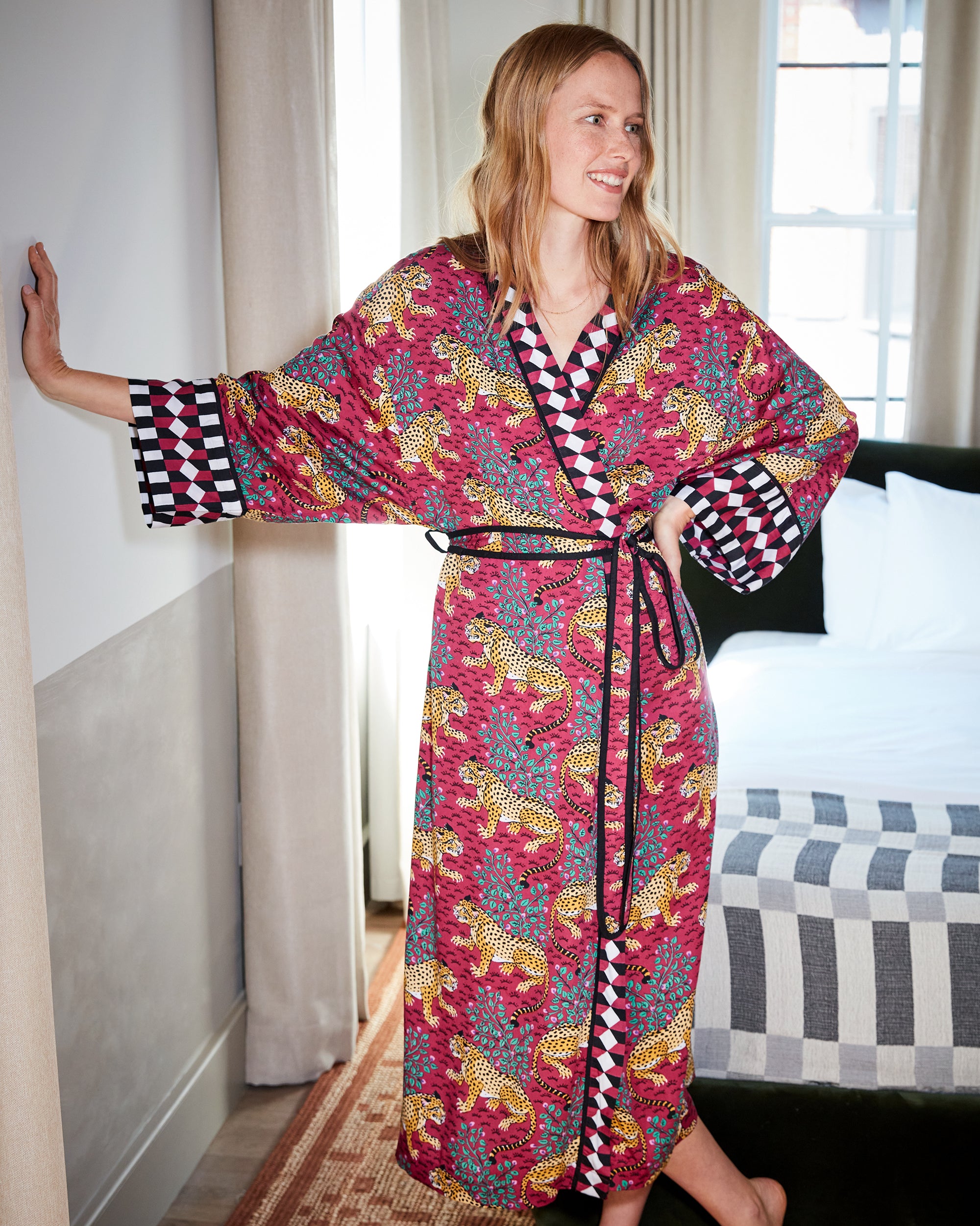 Bagheera - Satin Robe - Wine - Printfresh