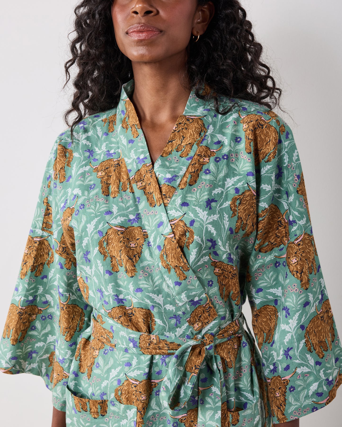 Highland Cows - Lightweight Flannel Long Robe - Soft Thistle