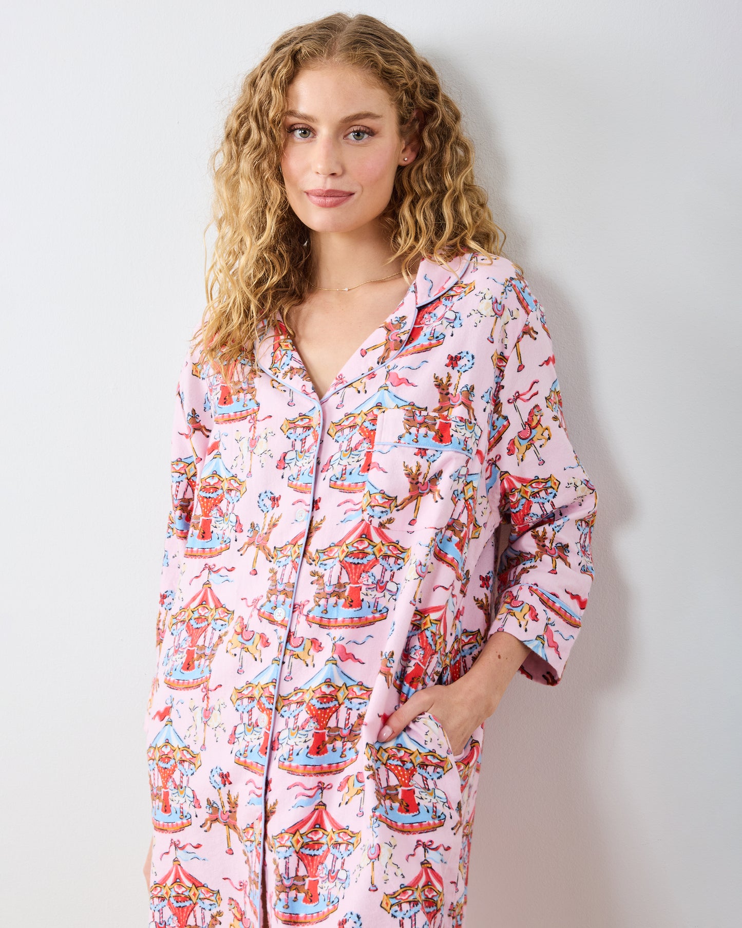 Christmas Carousel - Midweight Flannel Sleep Shirt - Pink Garland - Printfresh