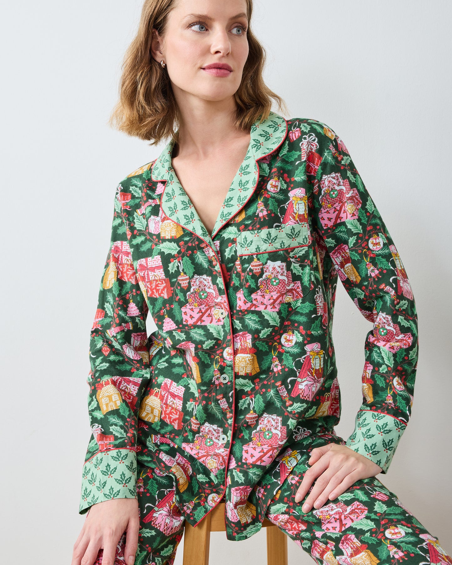 Holly Gifts - Lightweight Flannel Long PJ Set - Garland - Printfresh