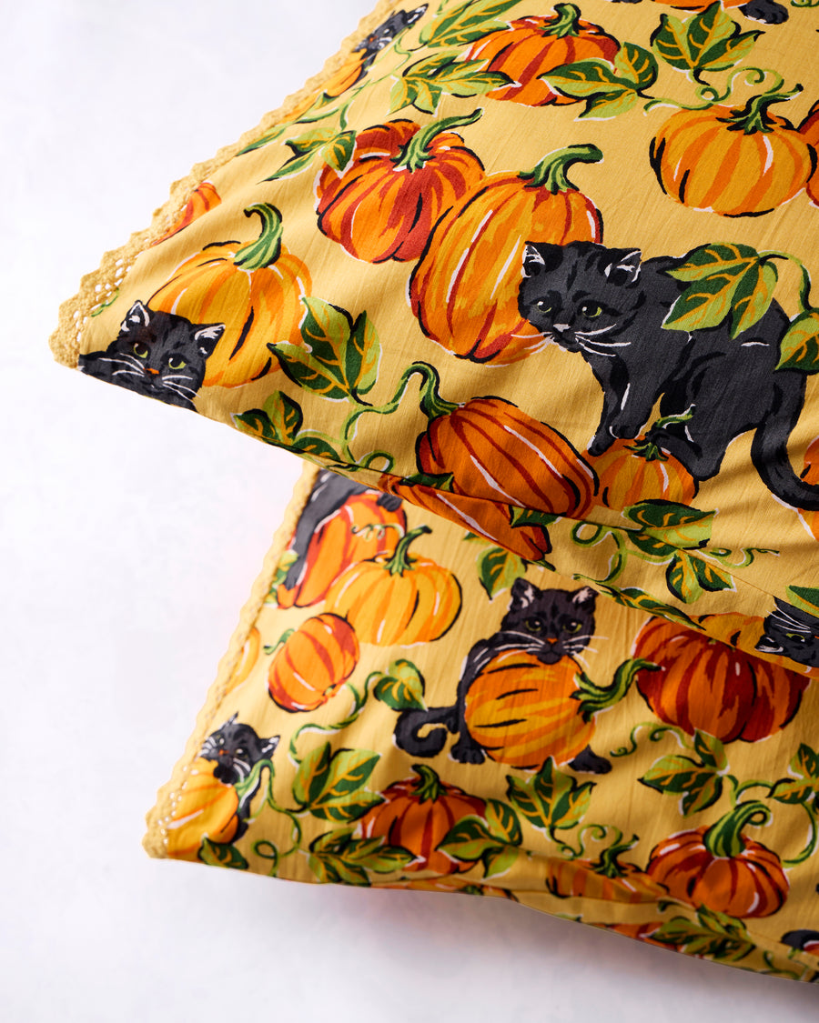Pumpkin Prowl - Lace Trim Pillowcase (Set of 2) - Salted Caramel