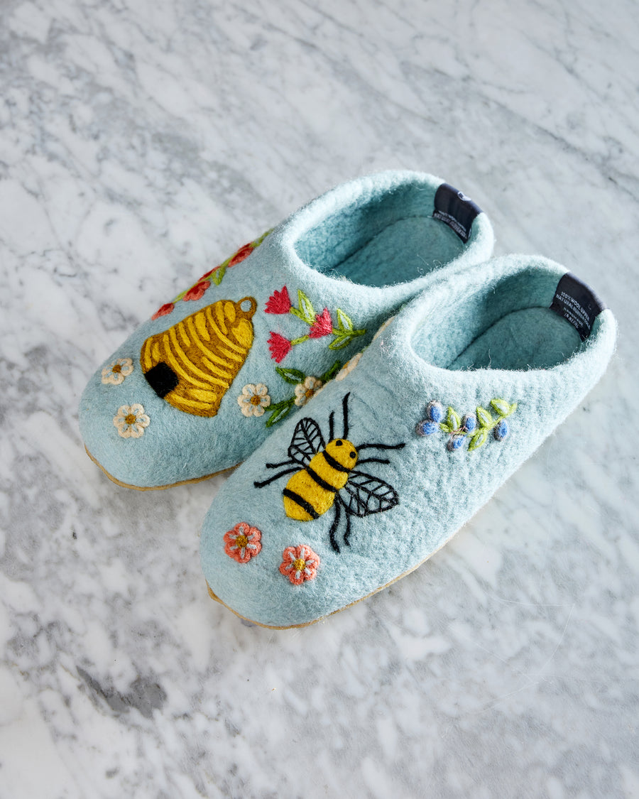 French Knot X PF - Sweet Bee Slipper - Soft Blue - Printfresh