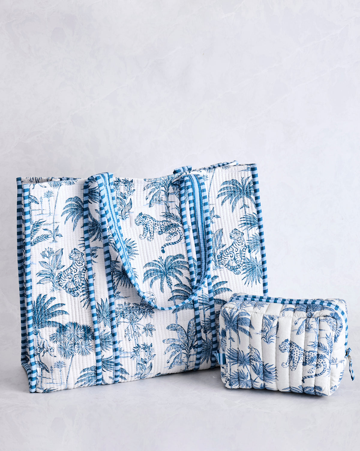 Tropical Toile - Traveler Tote & Quilted Pouch Bundle - Cloud - Printfresh