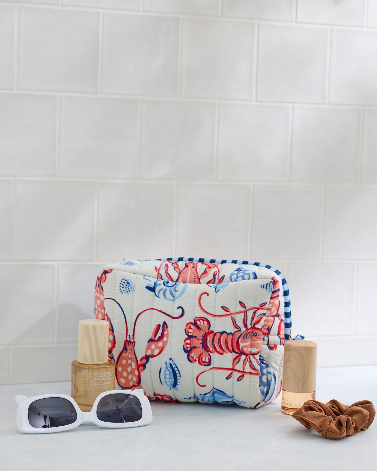 Lobster Landing - Quilted Pouch - Cloud - Printfresh