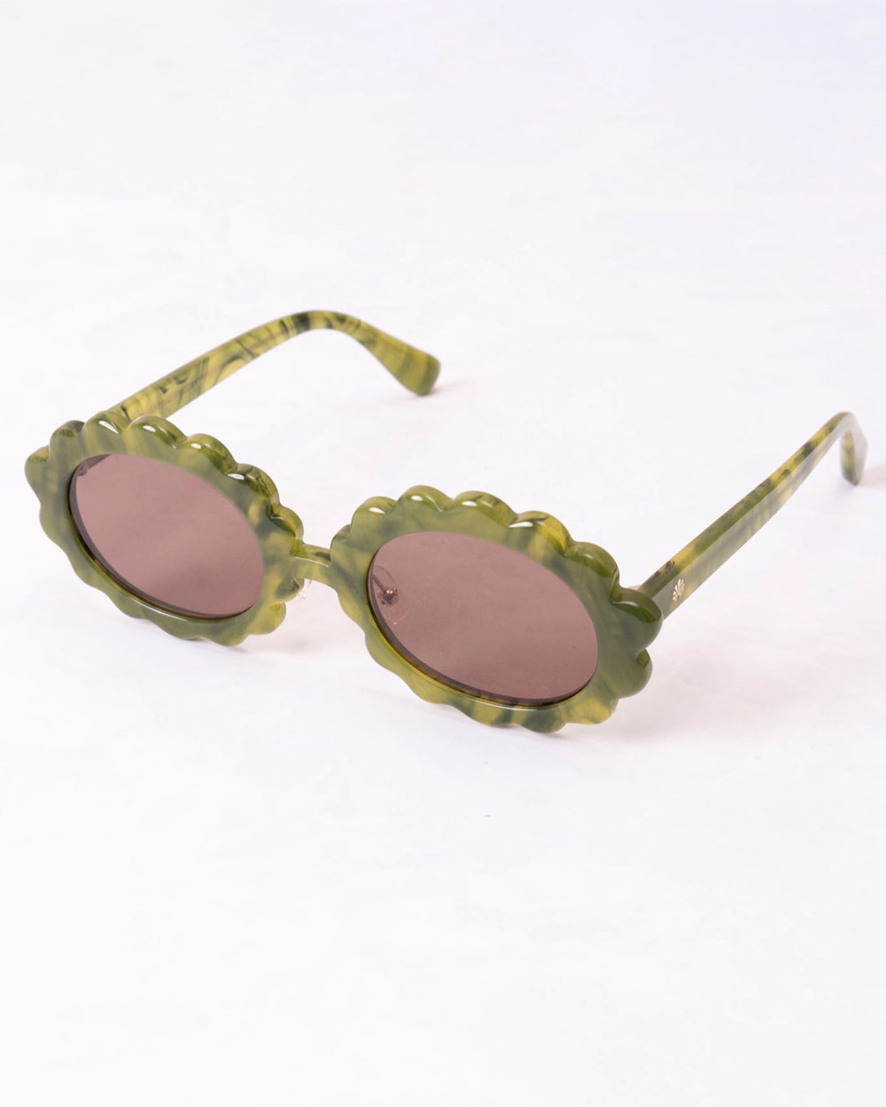 Green - Fern Green Daisy Oval Sunglasses - Lele Sadoughi - Printfresh