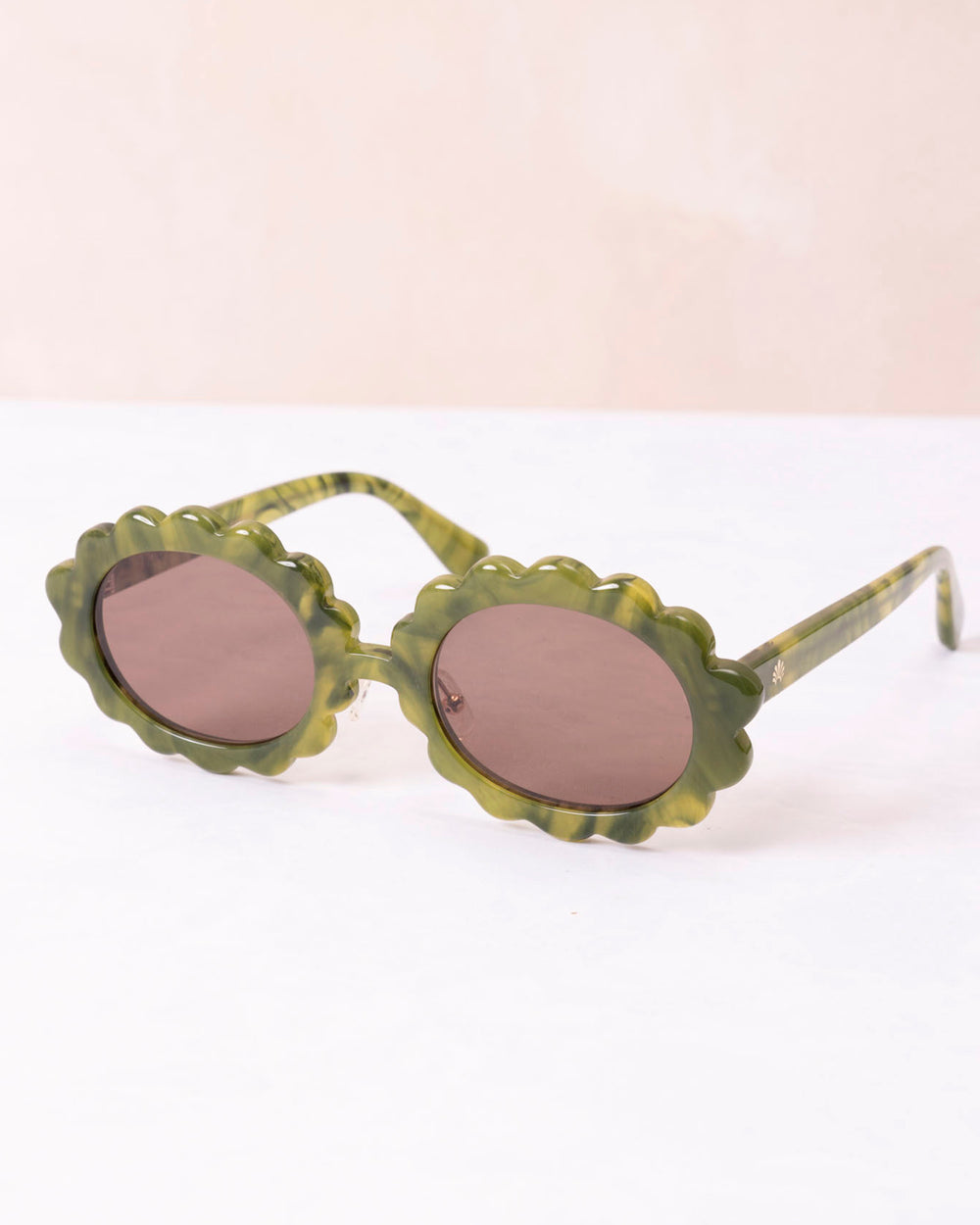 Green - Fern Green Daisy Oval Sunglasses - Lele Sadoughi - Printfresh