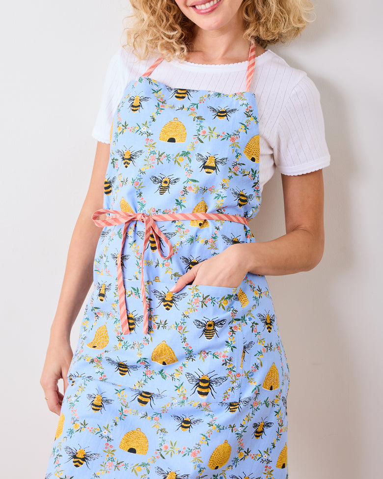 Sweet Bee - Apron - Soft Blue - Printfresh