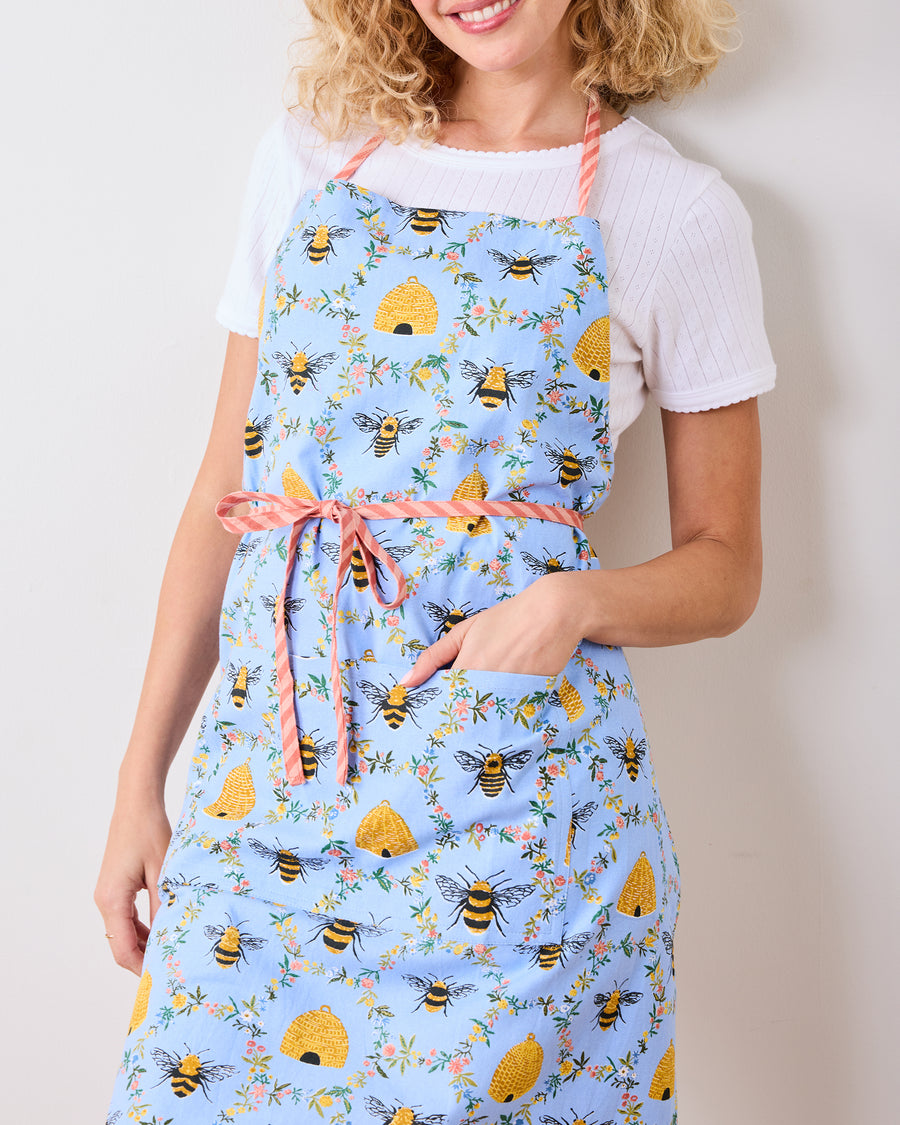 Sweet Bee - Apron - Soft Blue - Printfresh