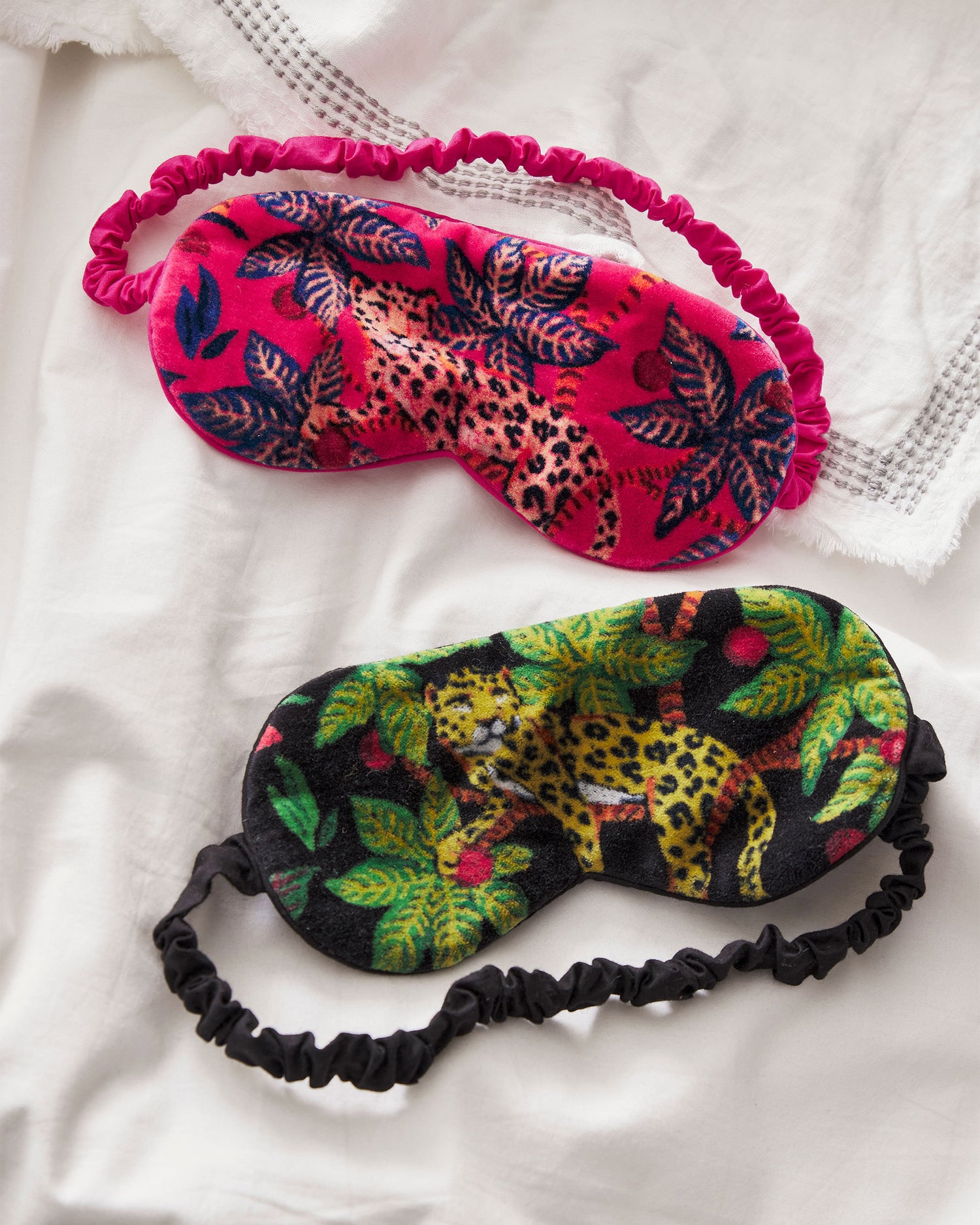 Big Cat Energy - Velvet Eye Mask - Fuchsia - Printfresh