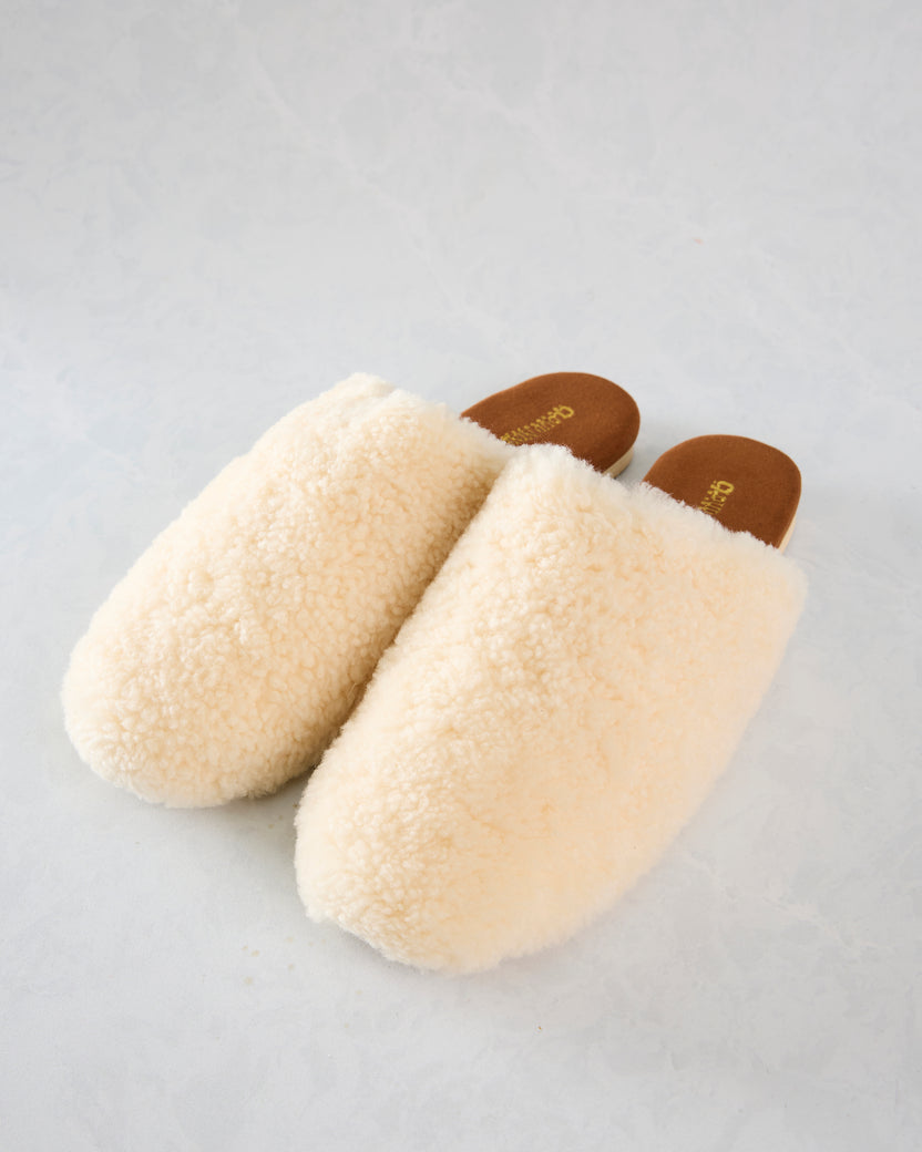 Ivory - Nora Sheepskin Slide - Cloud Nine Sheepskin