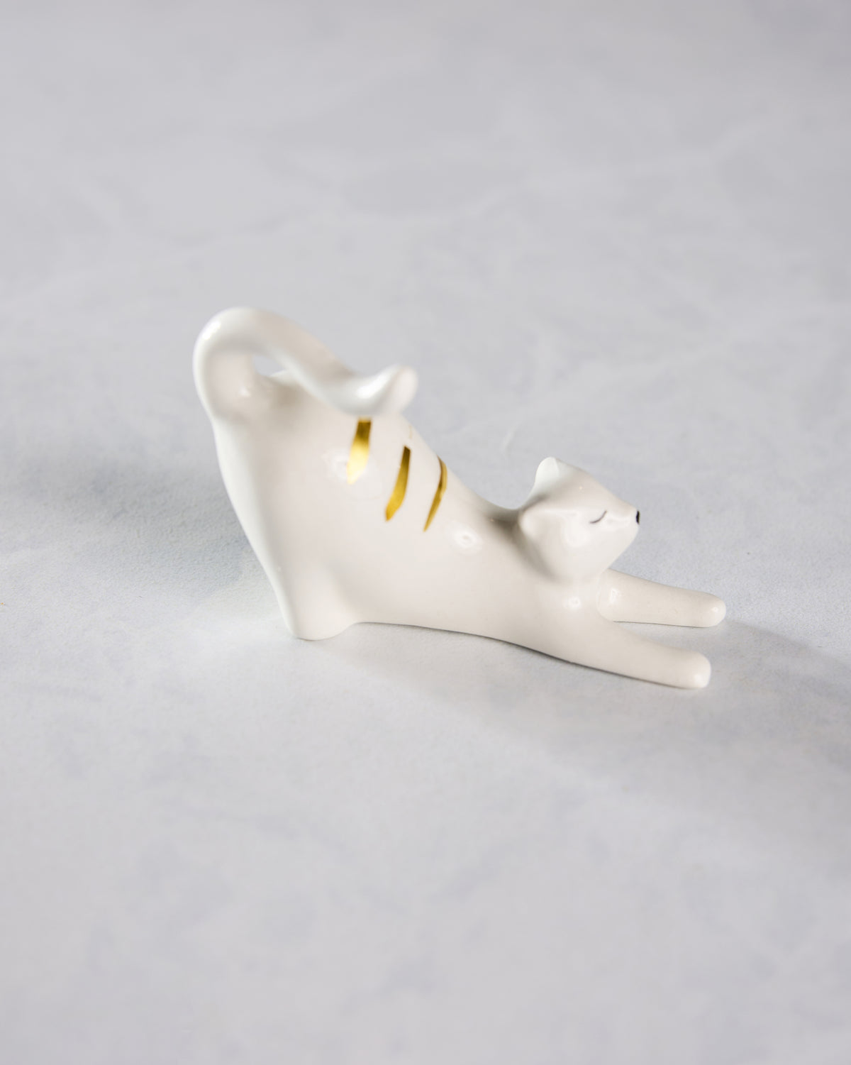 White Combo - Ceramic Stretching Cat Ring Holder - Lisa Angel - Printfresh