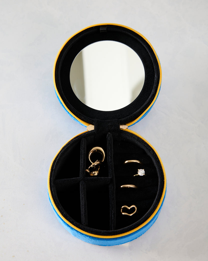 Caviar - Velvet Jewelry Zip Case - Living Royal