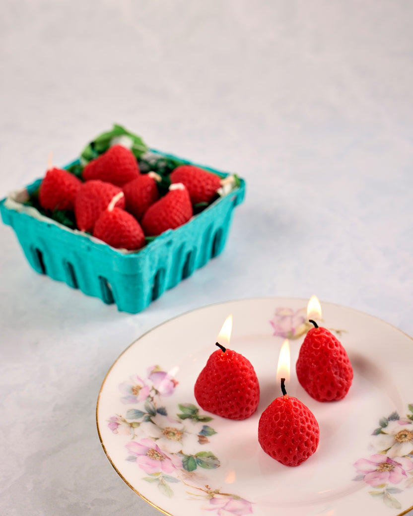 Happy Organics - Strawberry Beeswax Birthday Candles - Strawberry - Printfresh