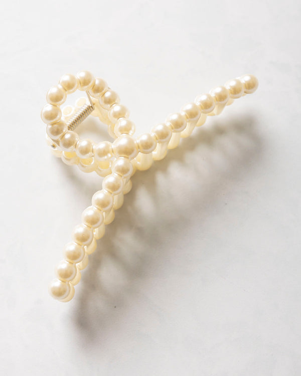 Josslyn by Wall to Wall - Oval Pearl Hair Claw Clip - Printfresh