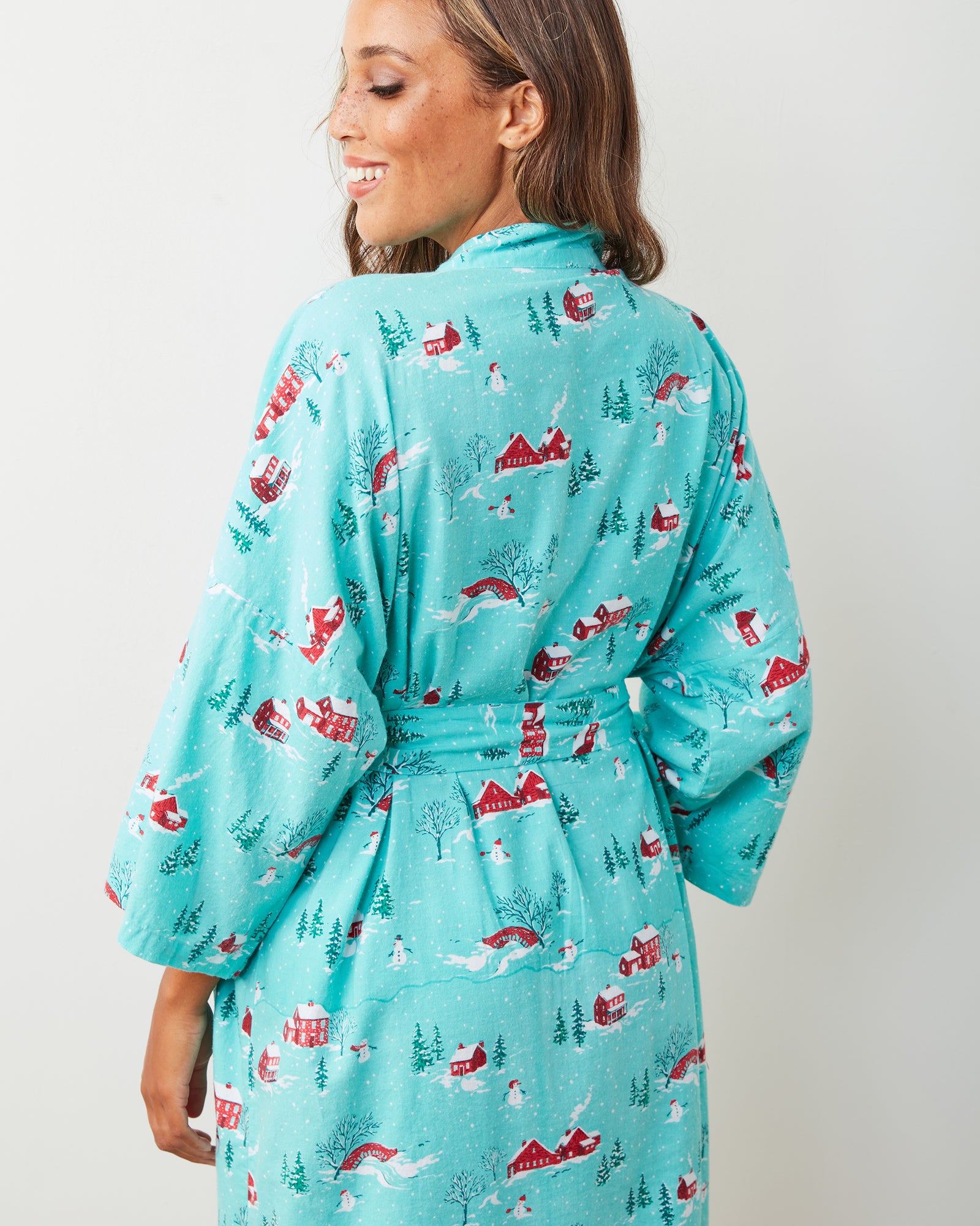 Winter Wonderland - Lightweight Flannel Robe - Snow Day - Printfresh