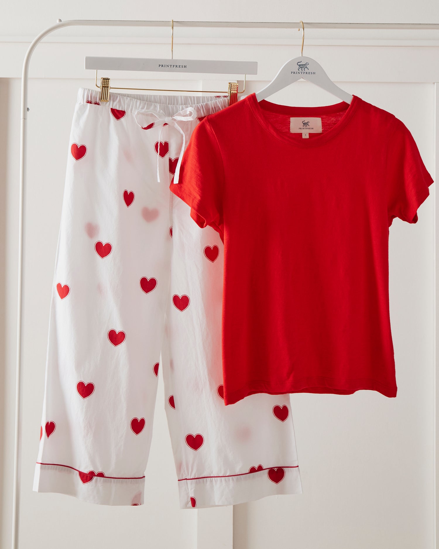 Queen of Hearts - T-Shirt and Cropped Pajama Pants Bundle - Ruby Cloud/Red Lip - Printfresh