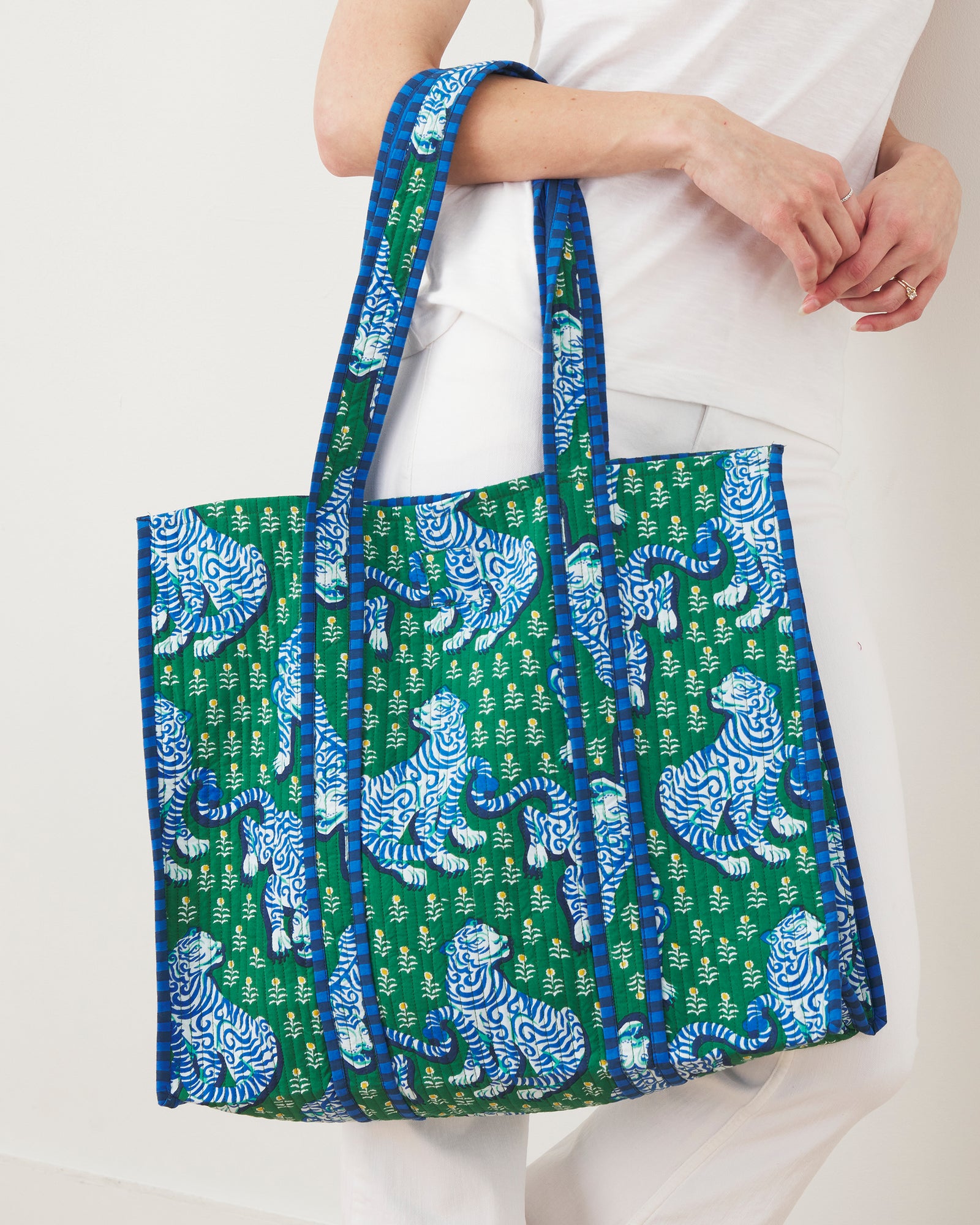 Tiger Queen - The Traveler Tote - Jade - Printfresh