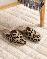 Lounging Leopard - Tufted Slippers - Sand - Printfresh