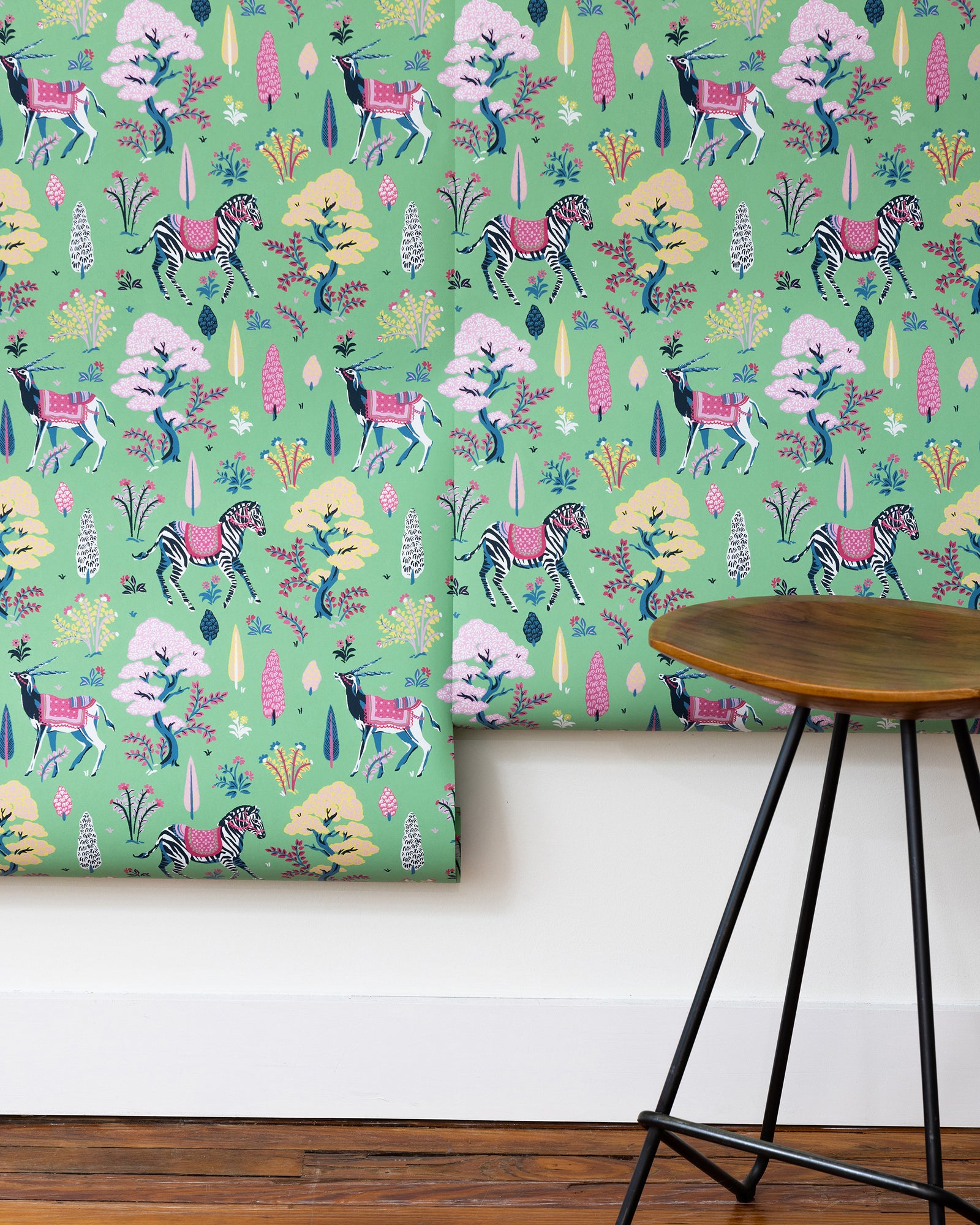 Antelope's Forest - Wallpaper Double Roll - Jade - Printfresh