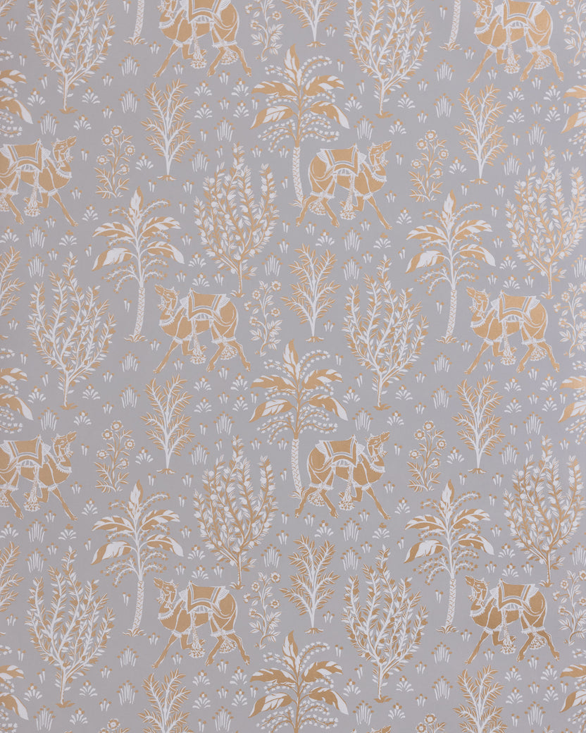 Camel's Courtyard - Wallpaper Double Roll - Pale Gray/Gold - Printfresh
